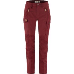 Dámske nohavice Fjällräven Nikka Curved Bordeaux – Red 44-Obuv a oblečenie > FJÄLLRÄVEN oblečenie > Nohavice FJÄLLRÄVEN