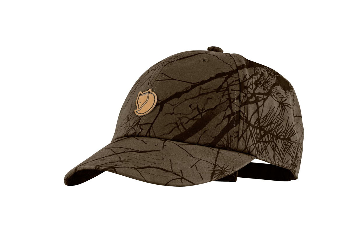 Šiltovka Fjällräven Lappland Camo Cap – Dark Olive Camo L/XL-Obuv a oblečenie > FJÄLLRÄVEN oblečenie > Doplnky FJÄLLRÄVEN