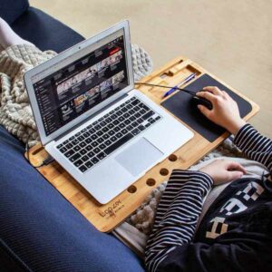 Drevená podložka pod notebook Lapzer – tip na darček