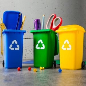Držiaky na perá a ceruzky smetné koše (3 kusy) – tip na darček