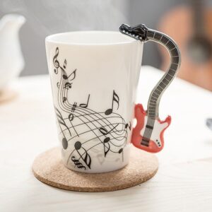 Hudobný hrnček - červená gitara – tip na darček