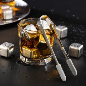 Kovové kocky na chladenie nápojov a kliešte – tip na darček