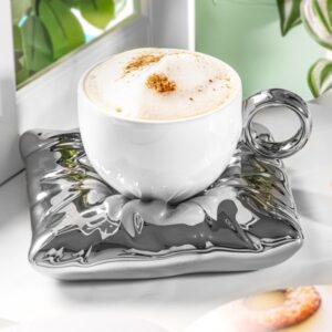 Kráľovská šálka s podšálkou - biela – tip na darček
