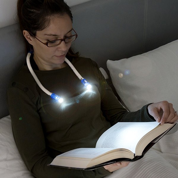 LED lampička na čítanie na krk – tip na darček