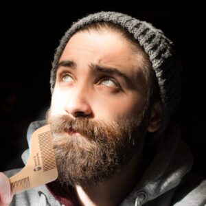 Sada hrebeňov na bradu a fúzy beard & mustache – tip na darček