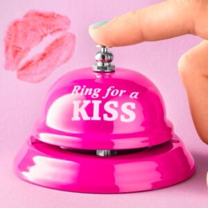 Stolový zvonček Ring for a Kiss – tip na darček