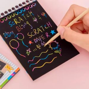 Vyškrabávací dúhový notes – tip na darček